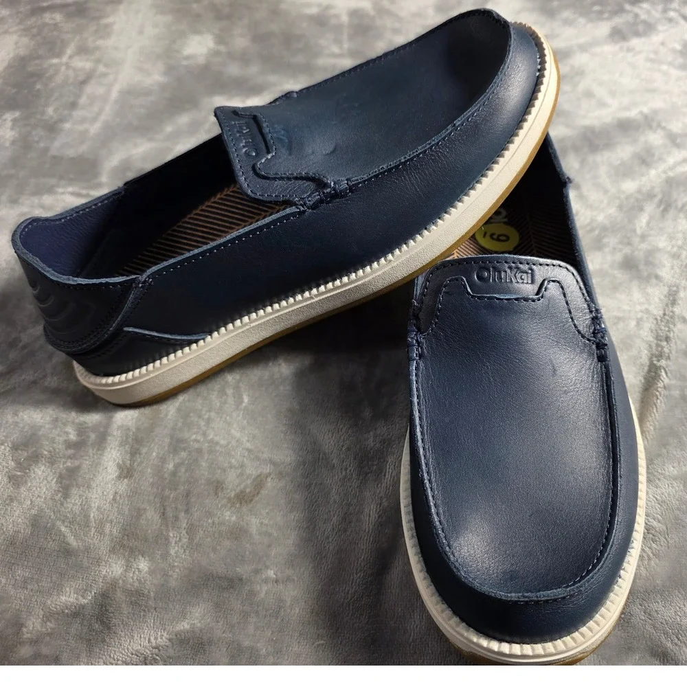 OluKai Kakaha Nia Men Size 9 Mood Indigo Blue Leather Slip On Loafer 10557-ZNZN